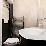 Margherita - Fronte Mare Apartment *